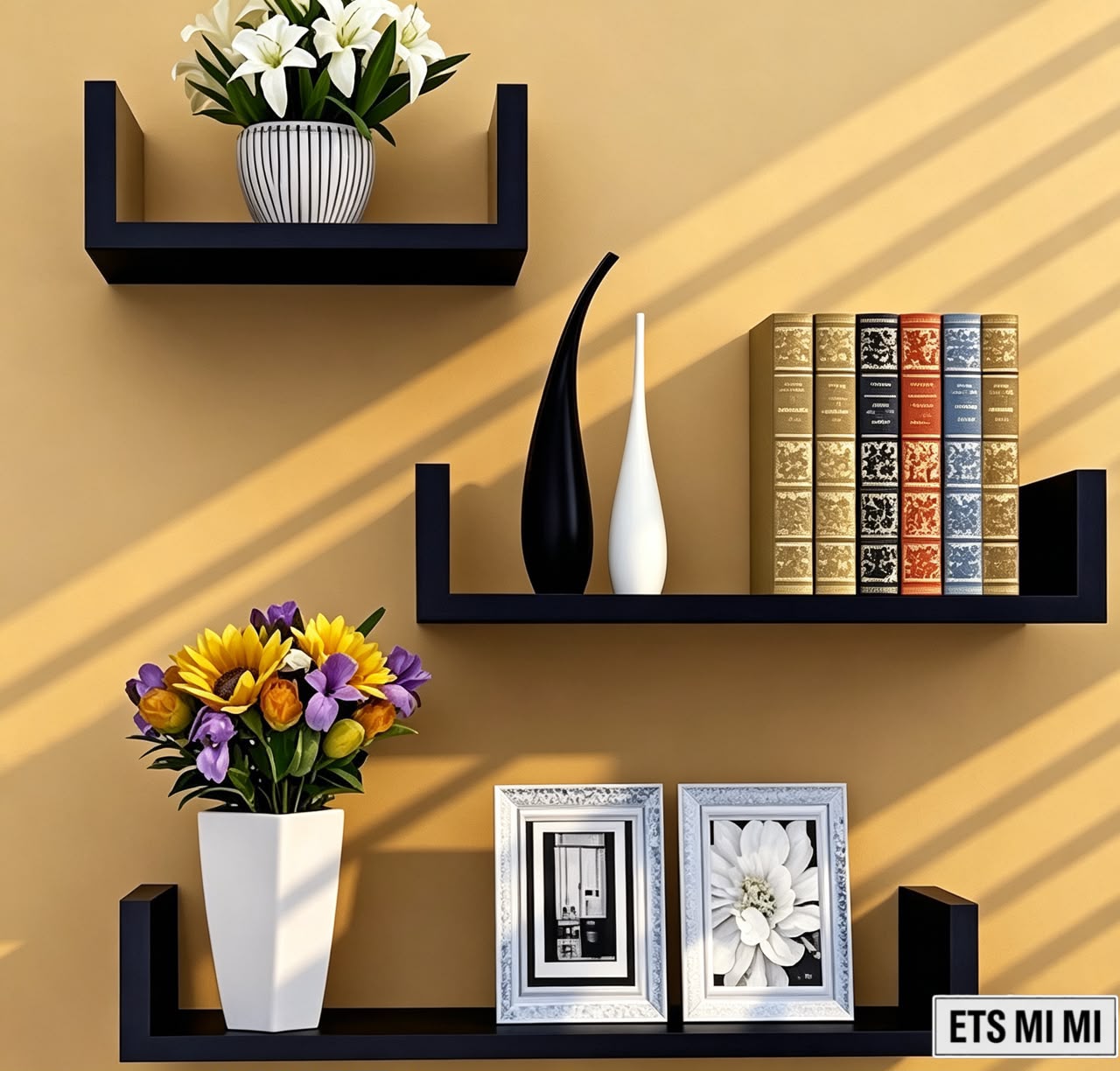 Un lot 03 etagere murale